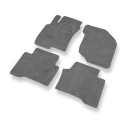 Tapetes de veludo para Nissan X-trail I (2001-2007) - tapetes de carro - DGS Autodywan - cinza