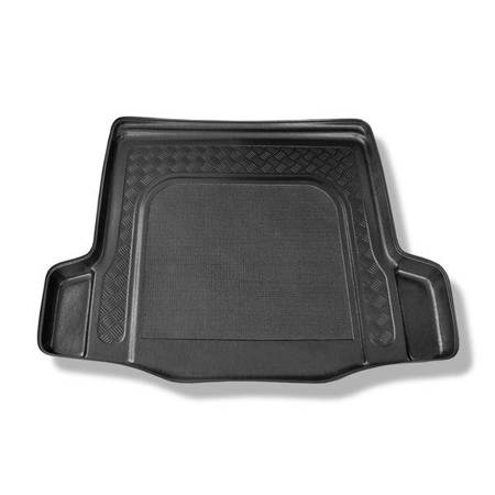 Protetor de porta-malas para Chevrolet Cruze Sedan (05.2009-2011) - tapete para bagageira - Aristar - Standard - com roda sobressalente provisória