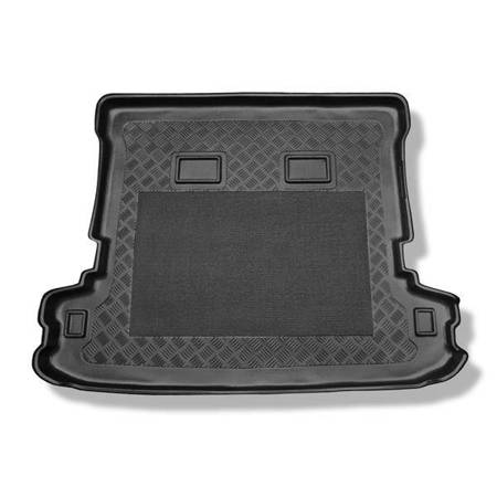 Protetor de porta-malas para Mitsubishi Pajero III Wagon SUV (2000-03.2007) - tapete para bagageira - Aristar - Standard - 5/7 lugares; terceira fileira levantada; versão longa